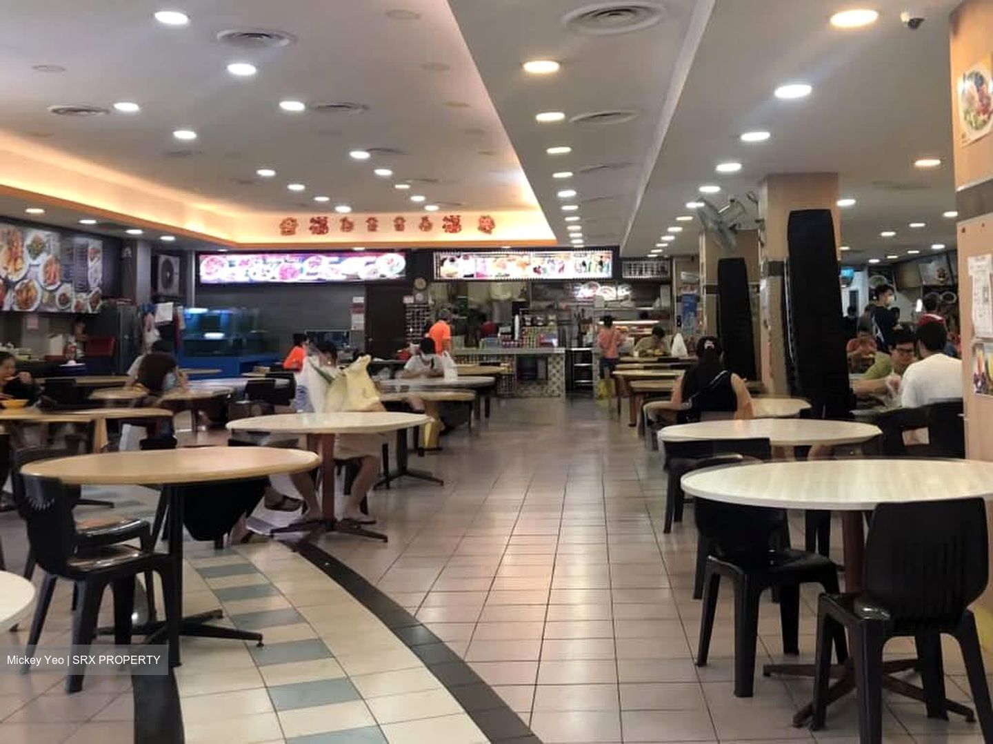 Elias Mall (D18), Shop House #572112641